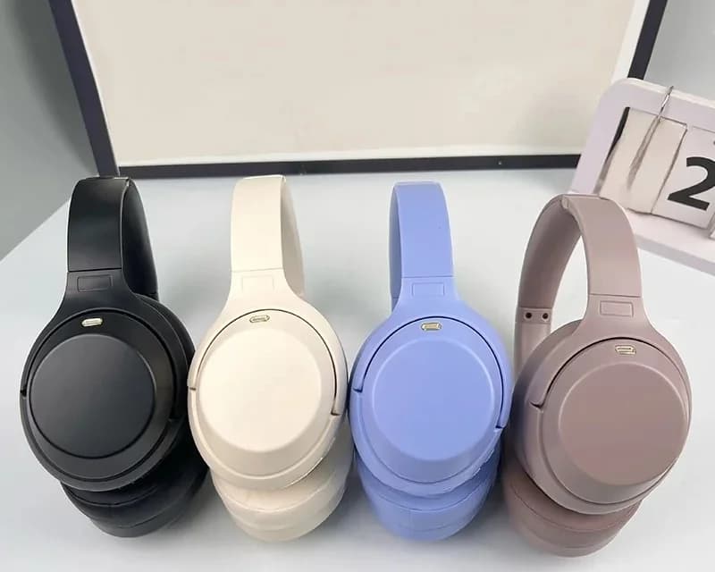 Trådlösa Bluetooth-hörlurar med öronkåpor och aktiv brusreducering